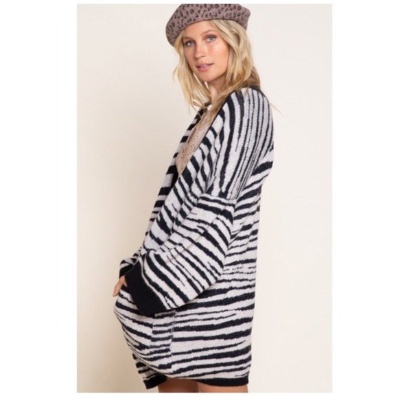 POL Black & White Zebra Pattern Open Cardigan♡ - Picture 3 of 11